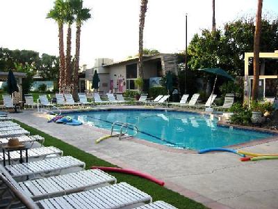 Terra Cotta Inn
